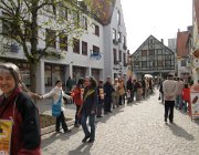 2010 Minimenschenkette in Günzburg